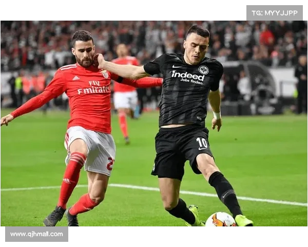 法兰克福和勒沃库森交锋,精彩比赛呈现 法兰克福和勒沃库森交锋,精彩比赛呈现