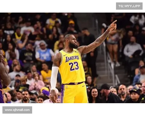 兰多夫回忆:尼克斯的辉煌时光与詹姆斯交易风波(尼克斯老板多兰身价) 兰多夫回忆:尼克斯的辉煌时光与詹姆斯交易风波(尼克斯老板多兰身价)